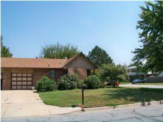 1508 Wood Dr, Wichita, KS 67212-1375