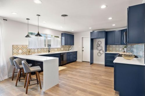 1909 Belford Dr, Austin TX  78757-8205 exterior