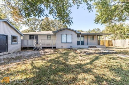 215 Highland Dr, Warner Robins GA  31088-6003 exterior
