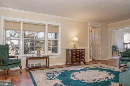 456 Gladstone Ave, Tavistock NJ 08033-4005 exterior