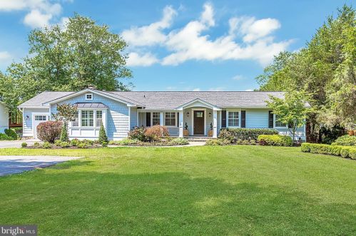 12708 Carriage Ford Rd, Nokesville, VA 20181-2433
