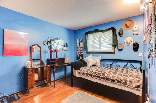 12146 Eagle St, Minneapolis MN  55448-1922 exterior