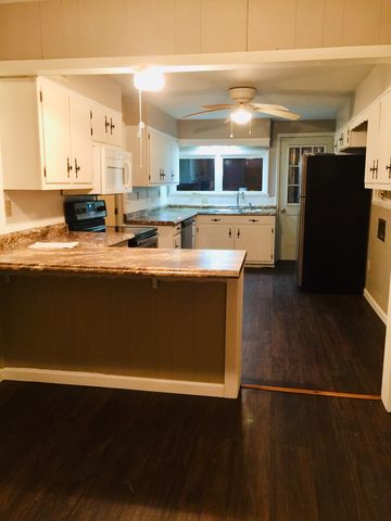 302 Hinkle St, Elkins, WV 26241-3225