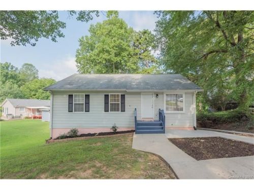 1545 Player Ct, Gastonia, NC 28054-6359