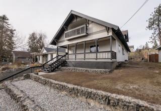 719 9 Ave, Spokane WA  99202-2437 exterior