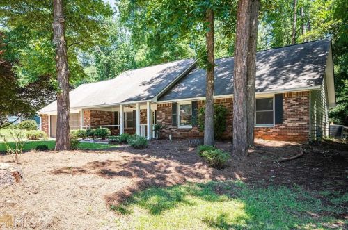 1428 Hillside Pl, Conyers GA  30094-2573 exterior