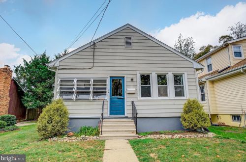 12 Audrey Pl, Trenton, NJ 08619-1702