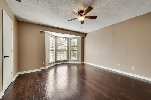 822 Clover Hl Ln, Cedar Hill TX 75104-7920 exterior