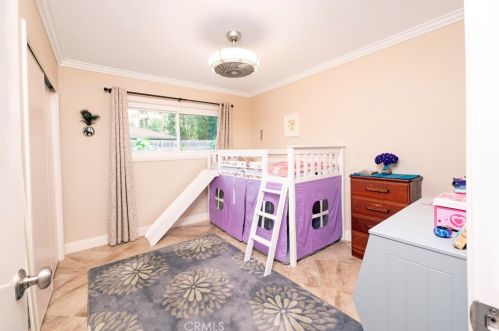 3975 Beechwood Pl, Riverside CA  92506-1160 exterior