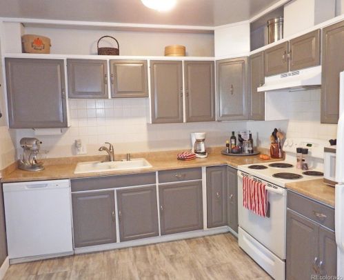 4264 Washington St, Englewood CO 80113-5853 exterior