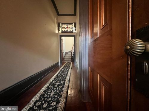 962 5th St, Philadelphia PA  19123-1402 exterior