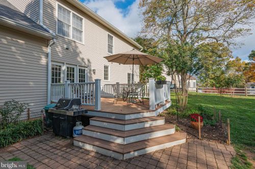 2407 Starcrest Dr, Silver Spring MD 20904-5459 exterior