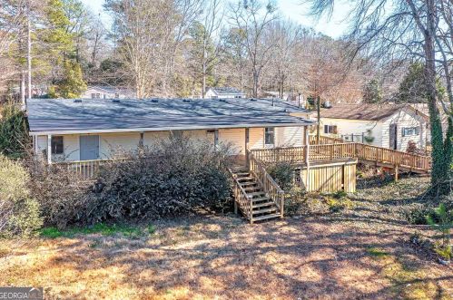 252 Lakeview Dr, Locust Grove GA  30248-3820 exterior