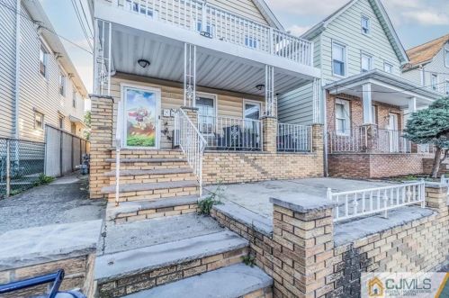 281 Goodwin St, Perth Amboy NJ  08861-3905 exterior