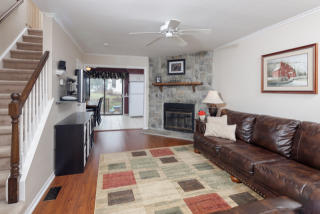 104 Sequoia Ct, Flemington, NJ 08822-2044
