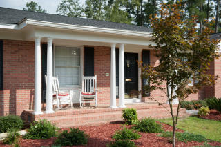 29 Carlisle St, Midway, SC 29003-1353