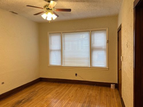 5317 Hermitage Ave, Chicago, IL 60609-5727