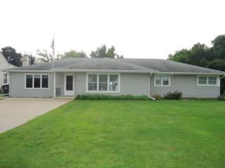 5204 8th Ave, Moline IL  61265-2766 exterior