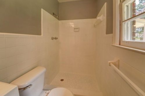 2708 Lakeview Dr, Conyers GA  30094-4944 exterior