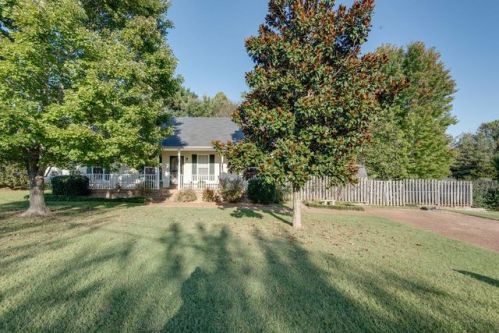 7524 Christopher St, Fairview, TN 37062-7318