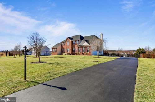 787 Spruce Hill Way, Charles Town, WV 25414-4487