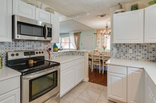 6401 Peggy Dr, Fort Worth TX  76133-4429 exterior