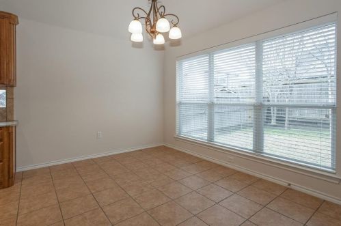 5424 Shasta Ridge Ct, Fort Worth TX  76123-2827 exterior