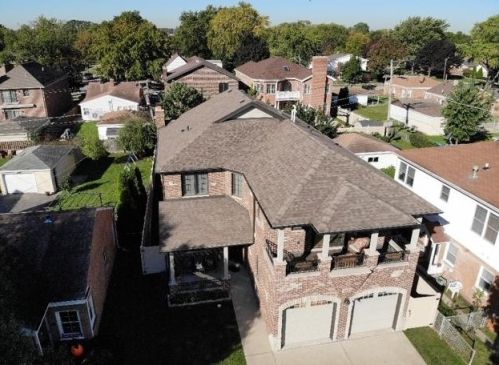 8332 Mango Ave, Morton Grove, IL 60053-3465