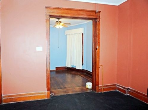 4417 Gladys Ave, Chicago IL  60624-3021 exterior