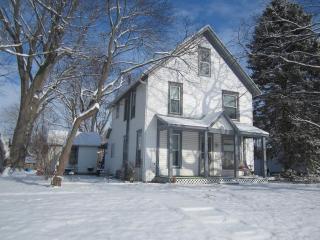 275 Concord St, Sheldon, IL 60966-8158