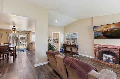 6278 Cross River Dr, Riverside CA  92509-6935 exterior