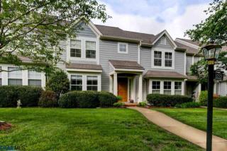 3222 Gateway Cir, Charlottesville, VA 22911-7476