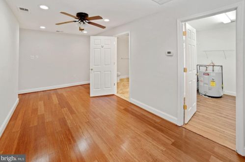 14604 Cobblestone Dr, Silver Spring MD 20905-5807 exterior