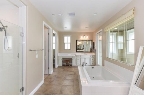 64 Interlude, Irvine CA  92620-3694 exterior