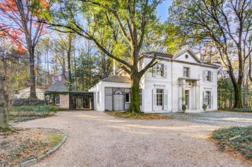 1820 Garraux Rd, Atlanta GA  30327-2504 exterior