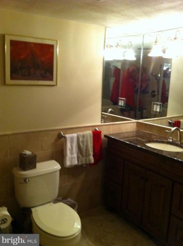 86 Lewisville Rd, Trenton NJ  08648-1801 exterior