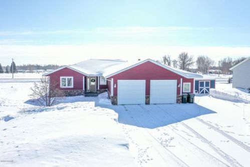 156 Pine Ave, Miltona, MN 56354-4505