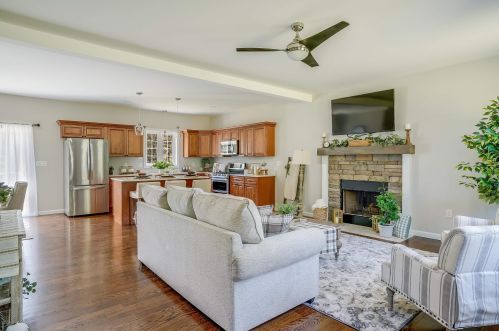 63 Mason Rd, Brookline, NH 03033-2211