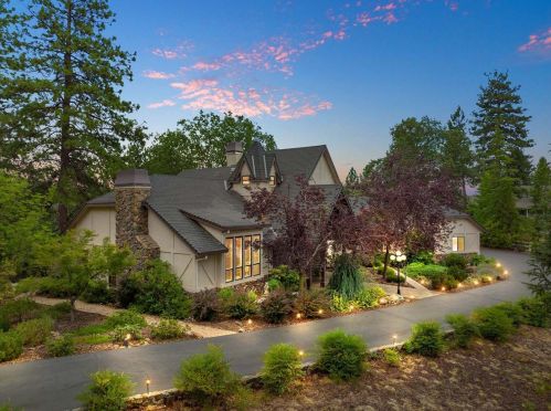 1351 Naturewood Dr, Meadow Vista, CA 95722-9661