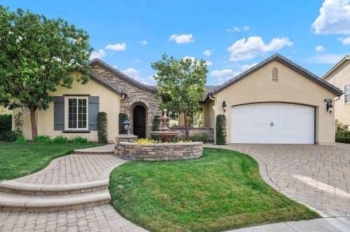 3477 Sentinel Ct, Simi Valley, CA 93065-0590