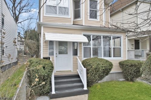 33 Liberty St, Town Center, NJ 07052-5501