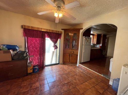 2033 Kilson Dr, Santa Ana, CA 92707-2915