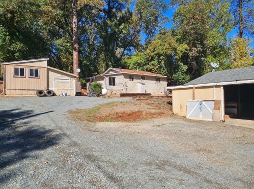 1581 Combie Rd, Meadow Vista, CA 95722-9448