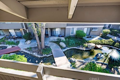 174 Streamwood, Irvine CA  92620-1965 exterior