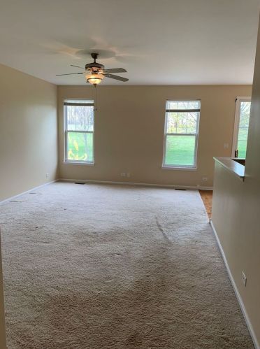 2536 Golfview Ct, Waukegan, IL 60087-4038