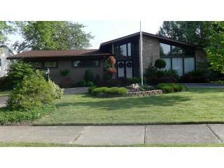 550 Rebecca Dr, Springfield, OH 45503-2236
