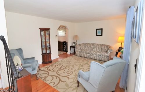 14 Sadler Rd, Bloomfield, NJ 07003-5319