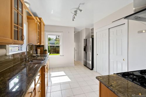 2877 Eudora St, Denver CO  80207-3056 exterior