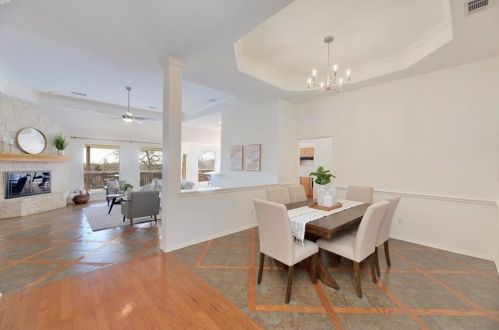 9915 Derecho Dr, Austin TX  78737-1027 exterior