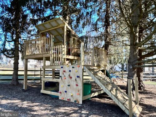 2047 Durham Rd, Fallston MD  21047-1012 exterior